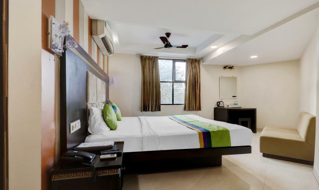Treebo Trend Orient Grand Hotel Nagpur Bagian luar foto
