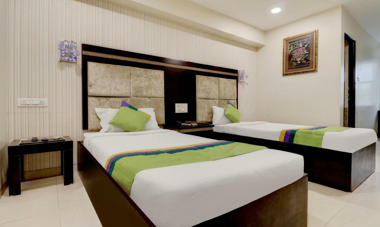Treebo Trend Orient Grand Hotel Nagpur Bagian luar foto