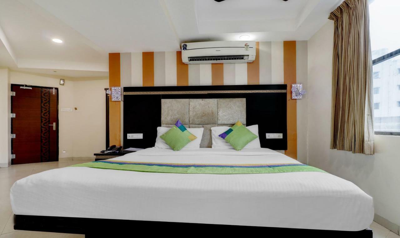 Treebo Trend Orient Grand Hotel Nagpur Bagian luar foto