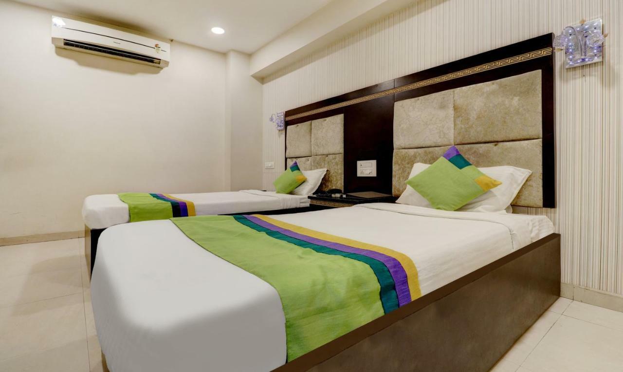 Treebo Trend Orient Grand Hotel Nagpur Bagian luar foto